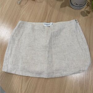 Abercrombie & Fitch Light Tan Skort , linen 
Brand new with tag 
Size small